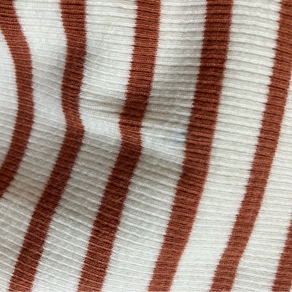 Lola & Taylor striped romper brown white 12-18 months - Picture 2 of 2